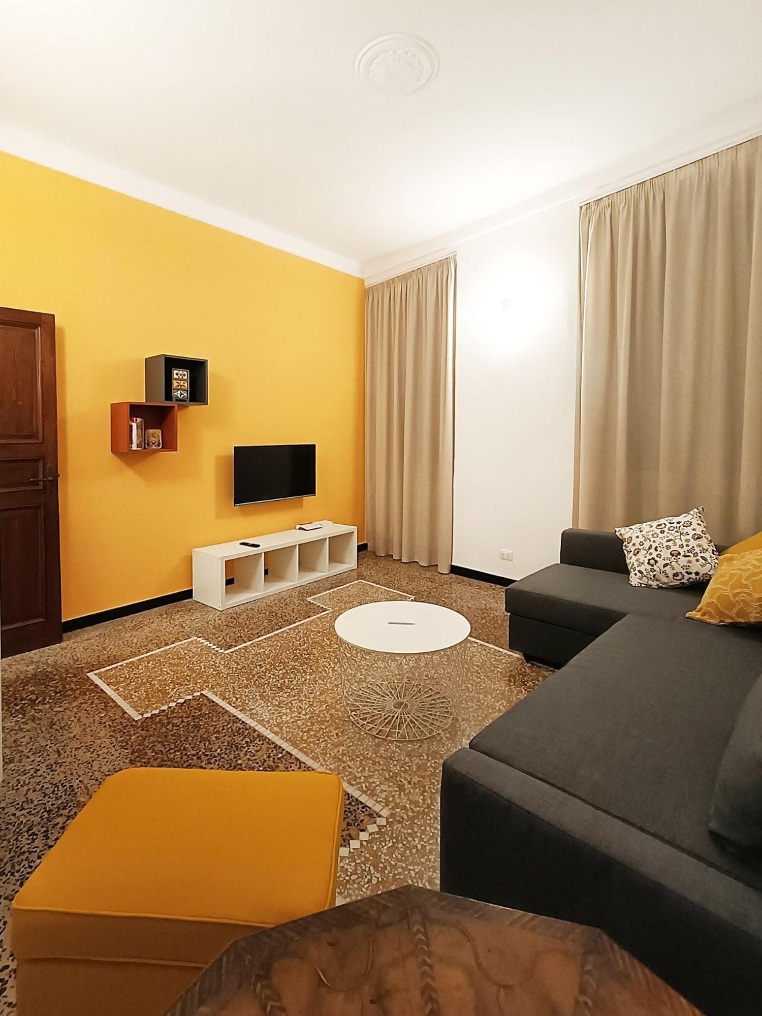 Ravecca Corner Centro Citta' Apartment Genoa Luaran gambar