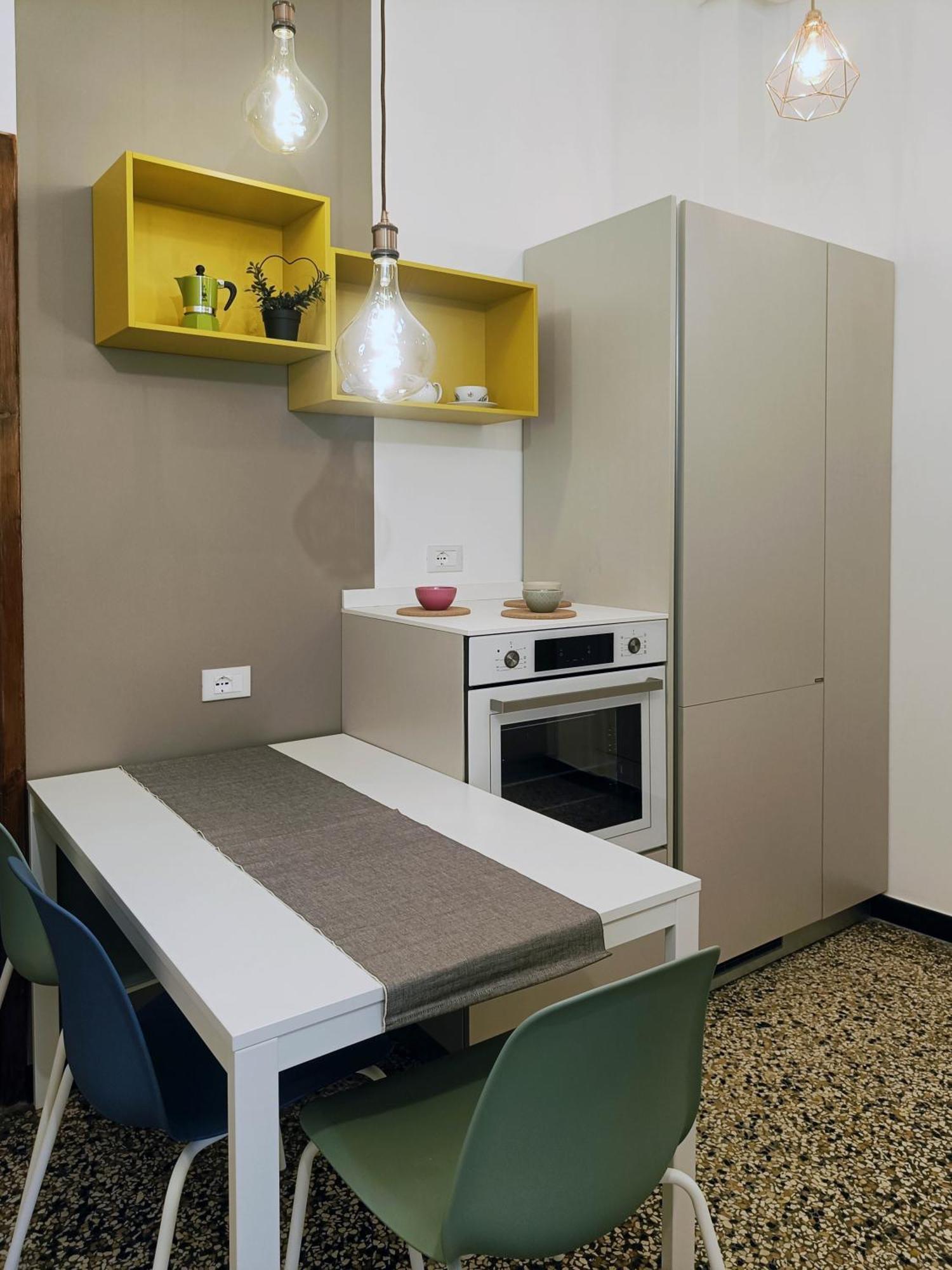 Ravecca Corner Centro Citta' Apartment Genoa Luaran gambar