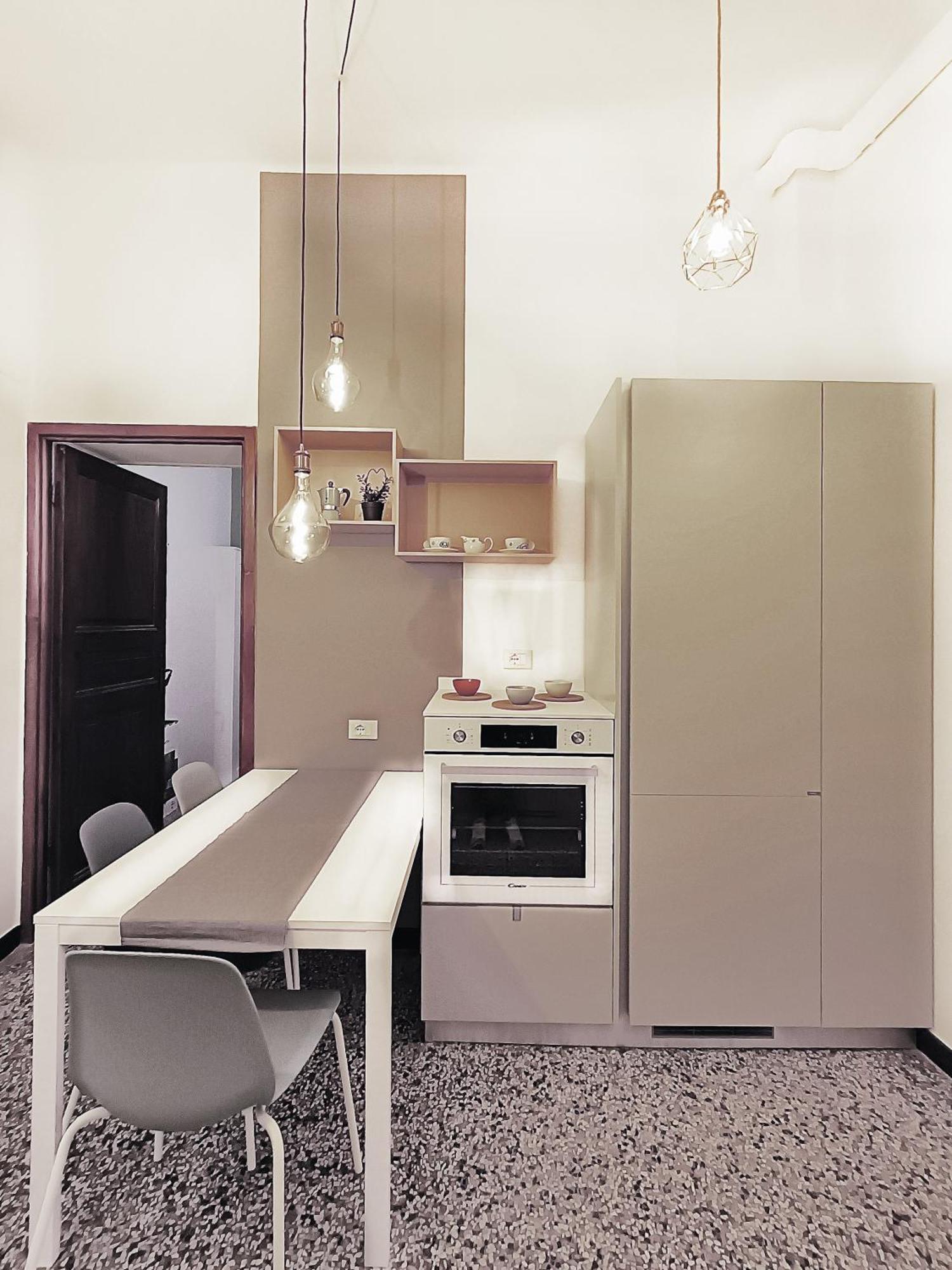Ravecca Corner Centro Citta' Apartment Genoa Luaran gambar
